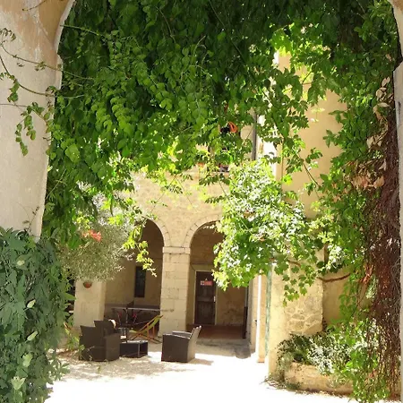 Le Cloitre Des Dominicains 2* Buis-les-Baronnies