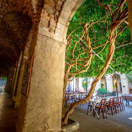 Le Cloitre Des Dominicains 3* Buis-les-Baronnies